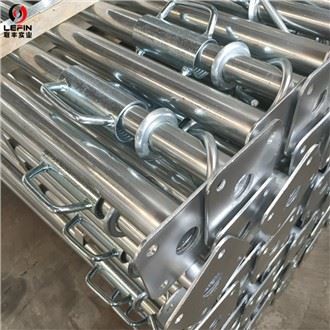Prop Cruach Galvanized Le Corn Cnó